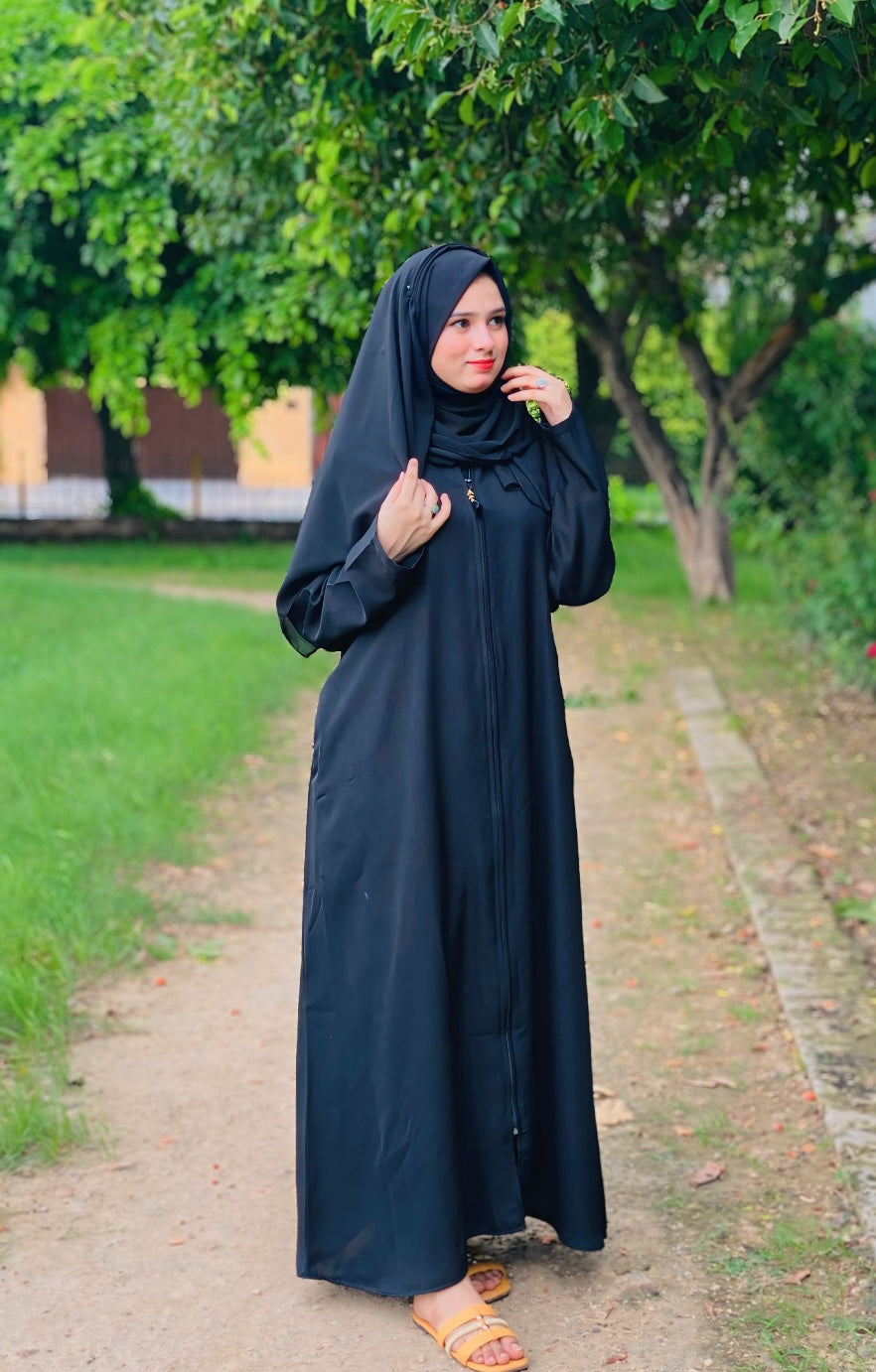 Pocket Zipper Abaya - Black