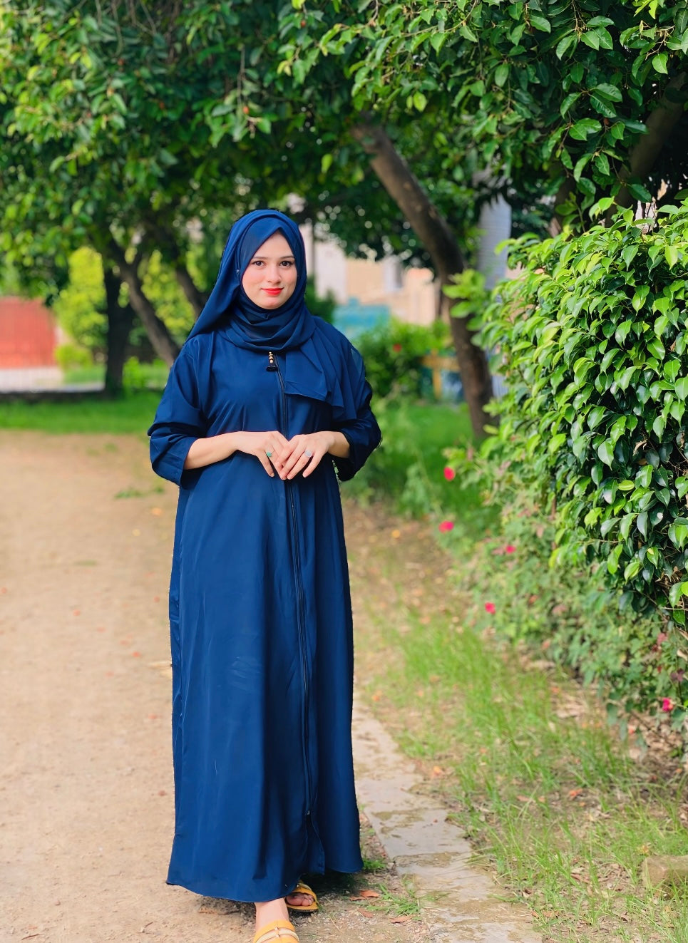 Pocket Zipper Abaya - Navy Blue