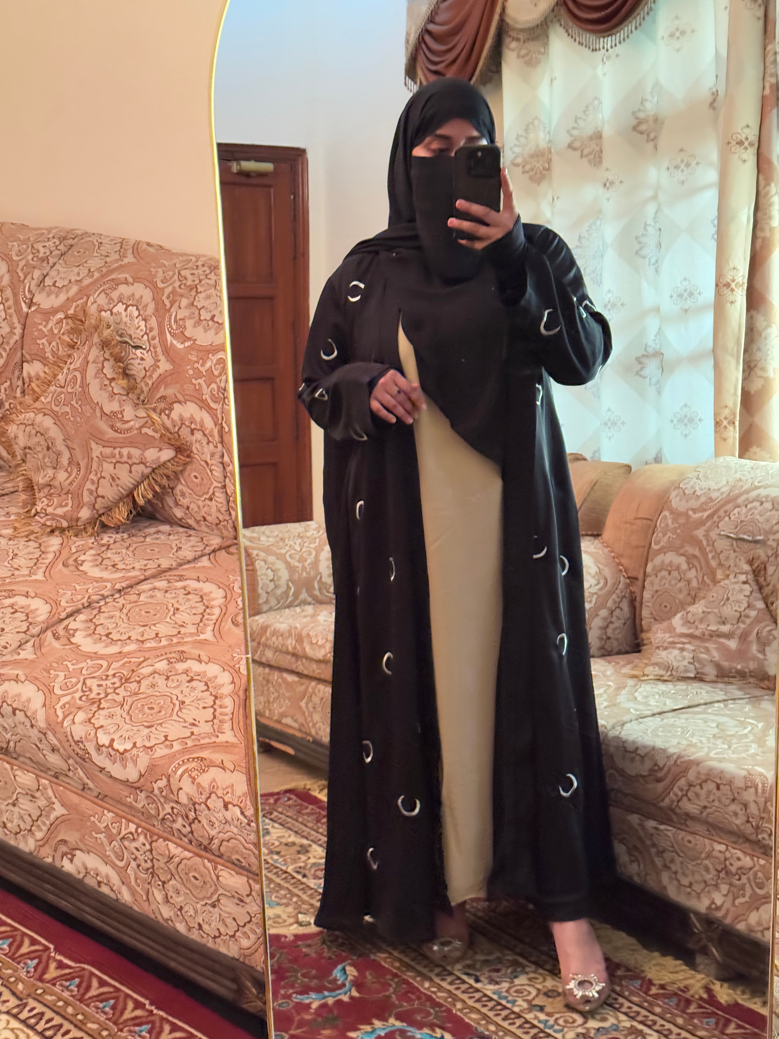 Crescent Moon Embroidery Abaya (Coat And Inner Seprate)