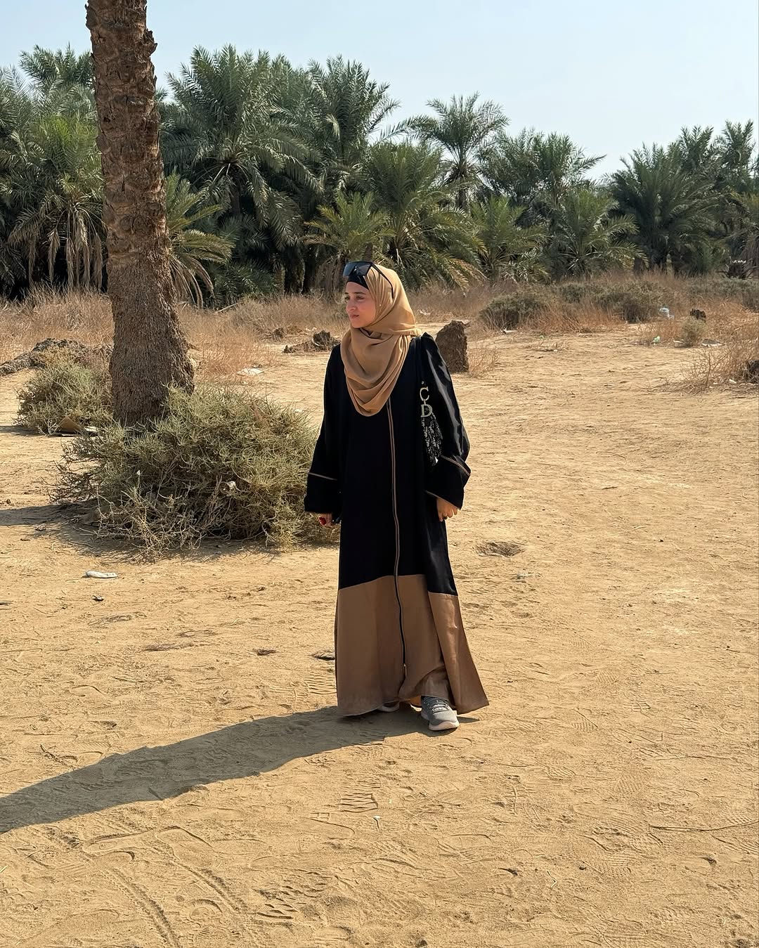 Two-Tone Front Open Abaya