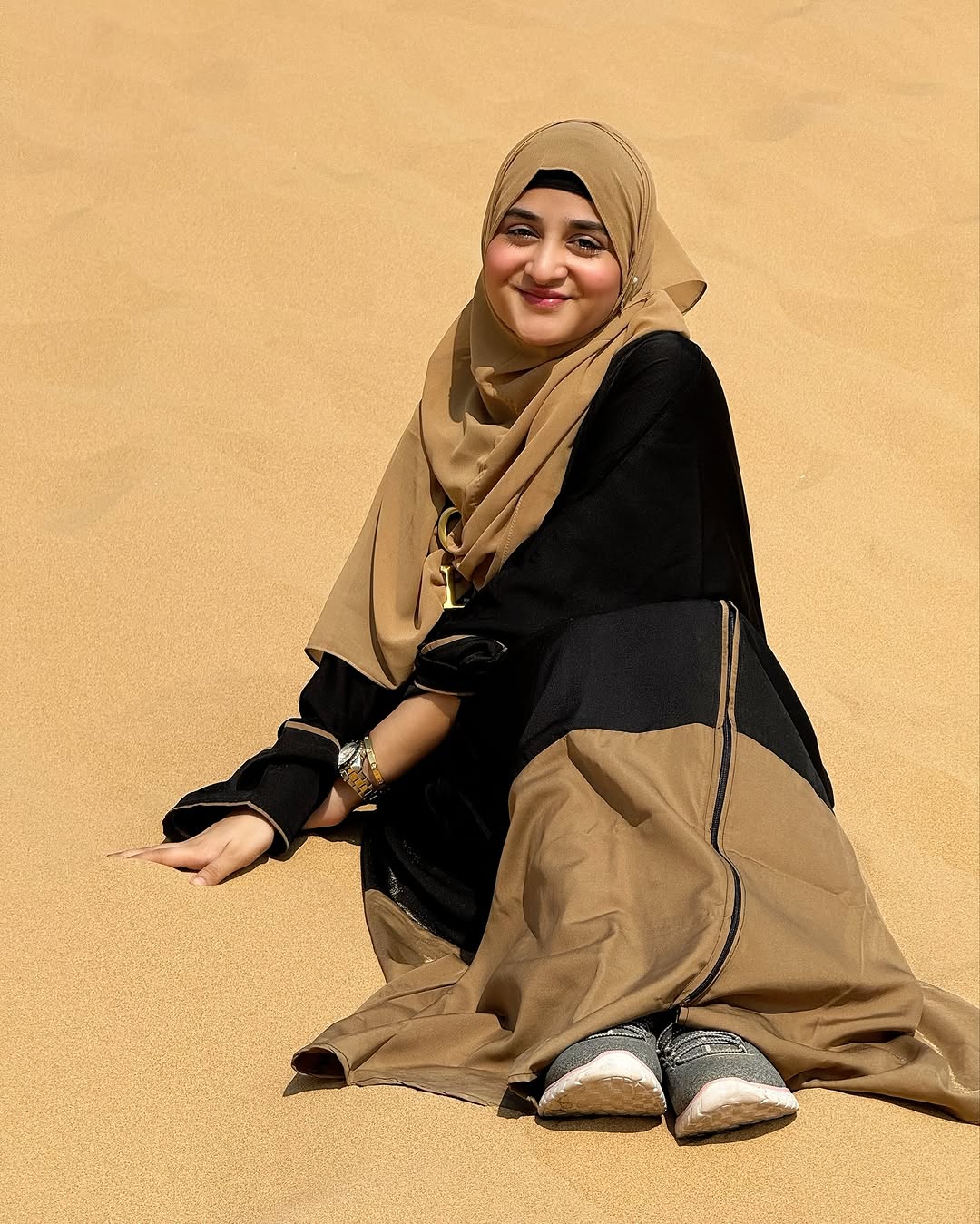 Two-Tone Front Open Abaya