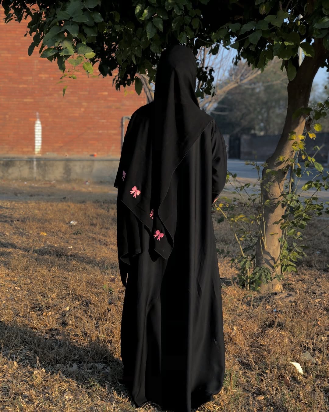 Pookie Bow Abaya
