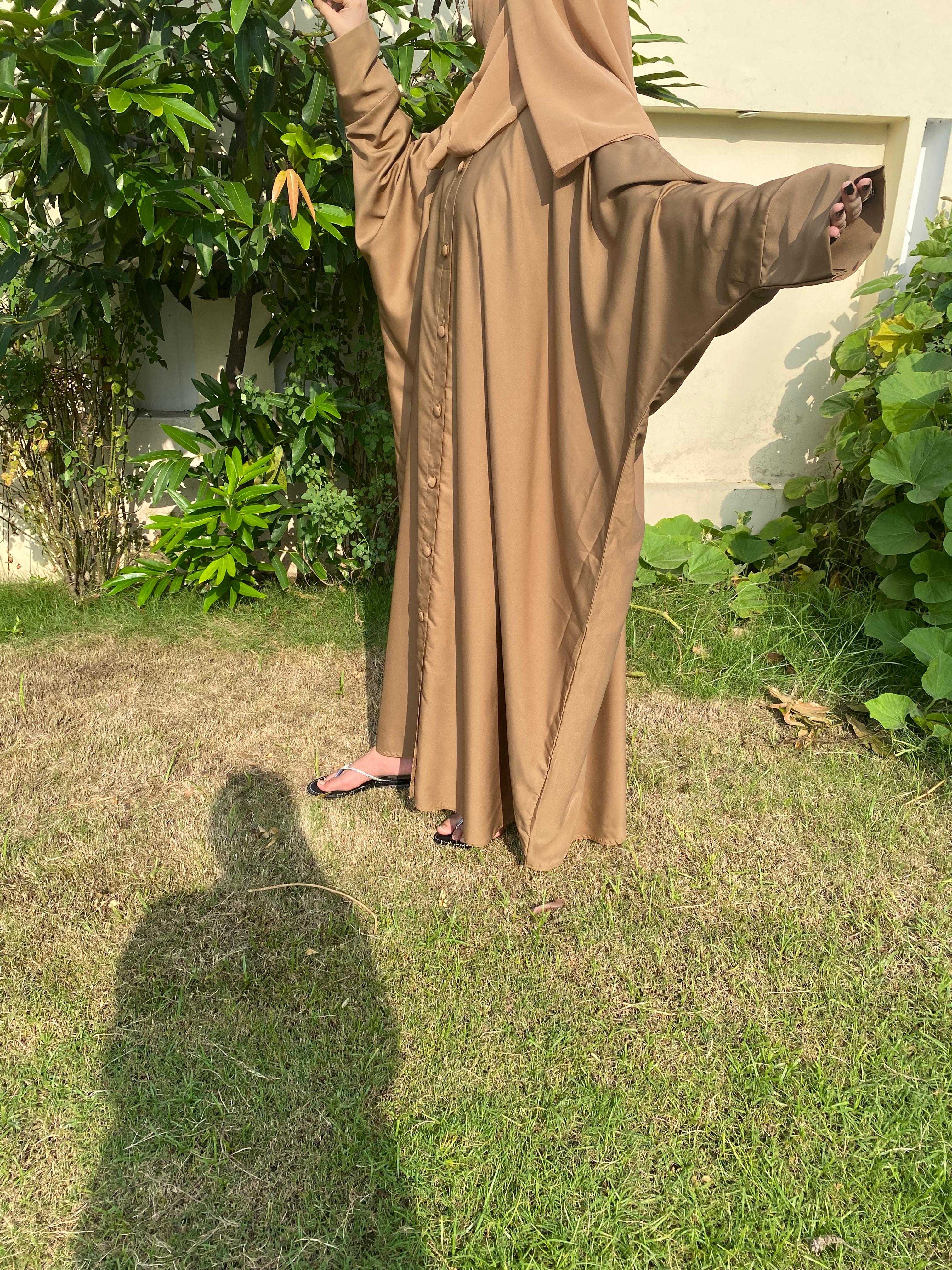 Front Open Baggie Style Abaya - Camel