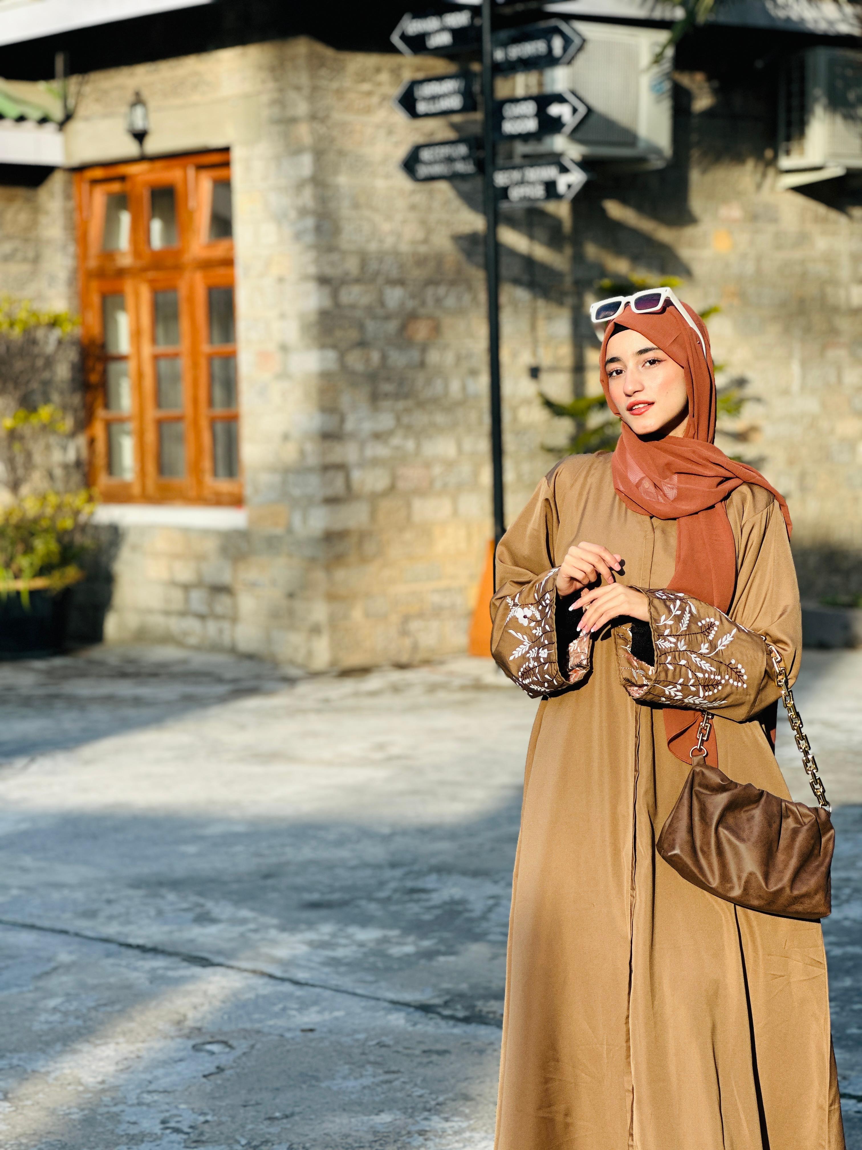 TERRACOTTA GRACE