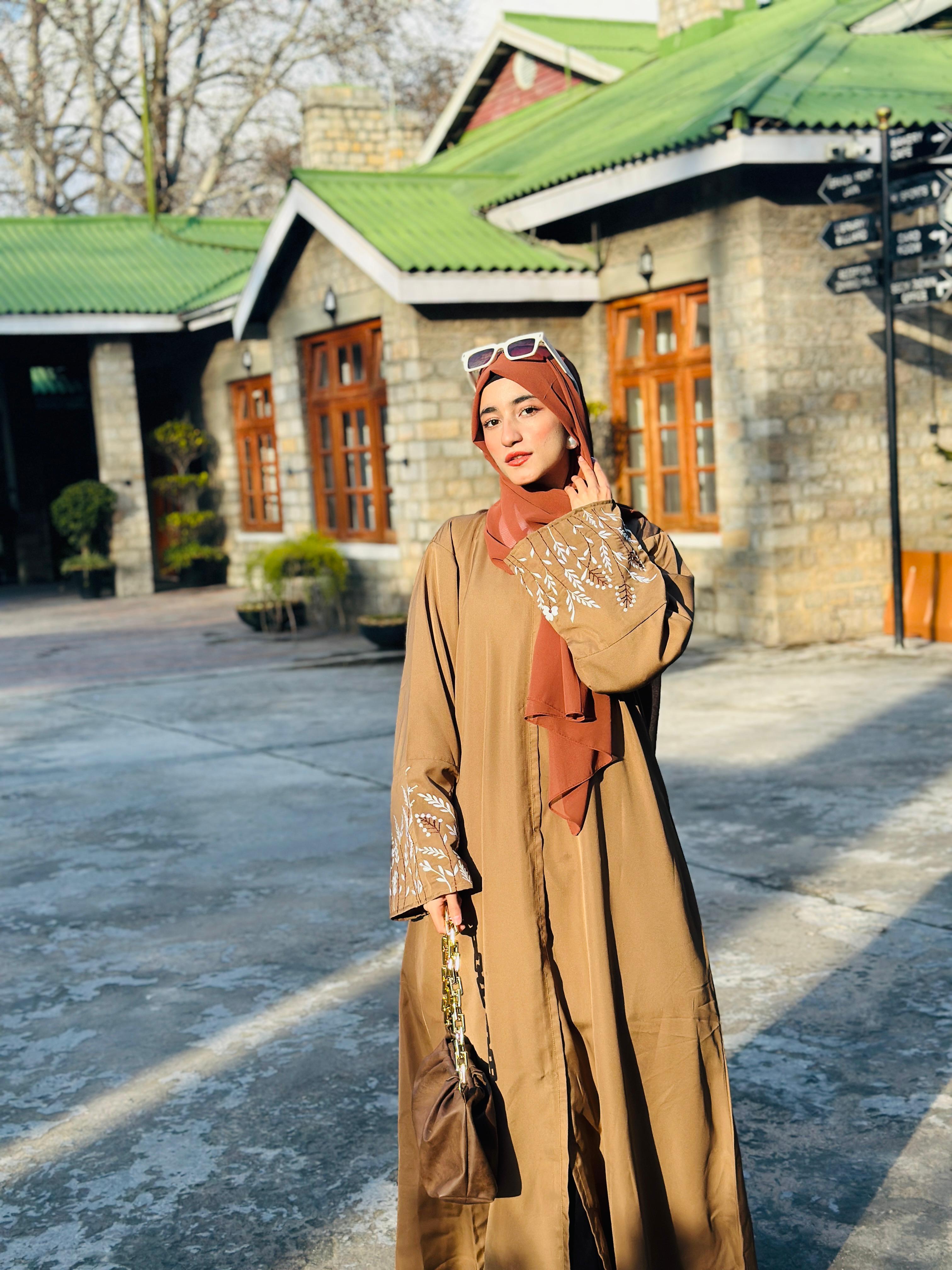 TERRACOTTA GRACE