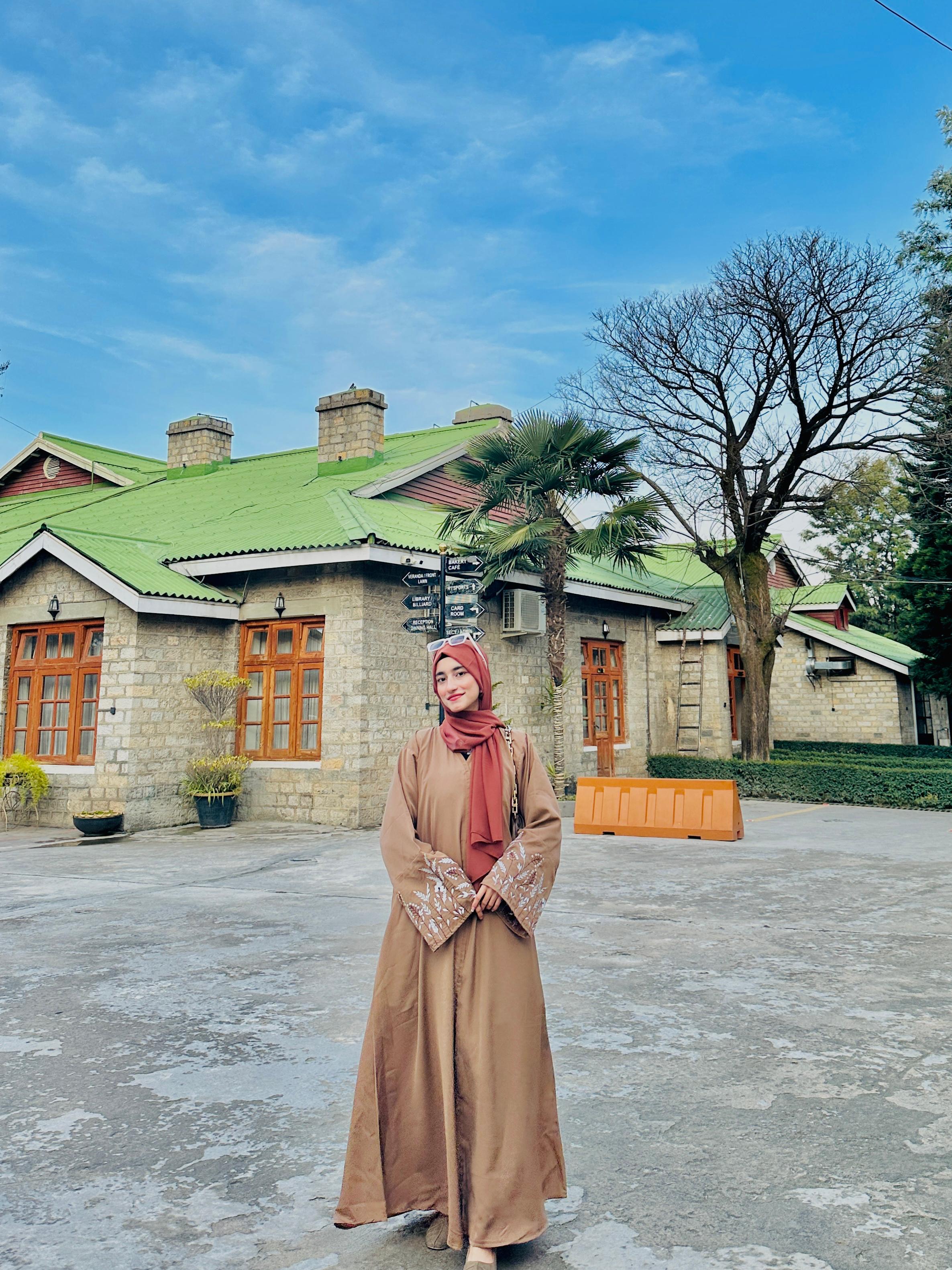 TERRACOTTA GRACE
