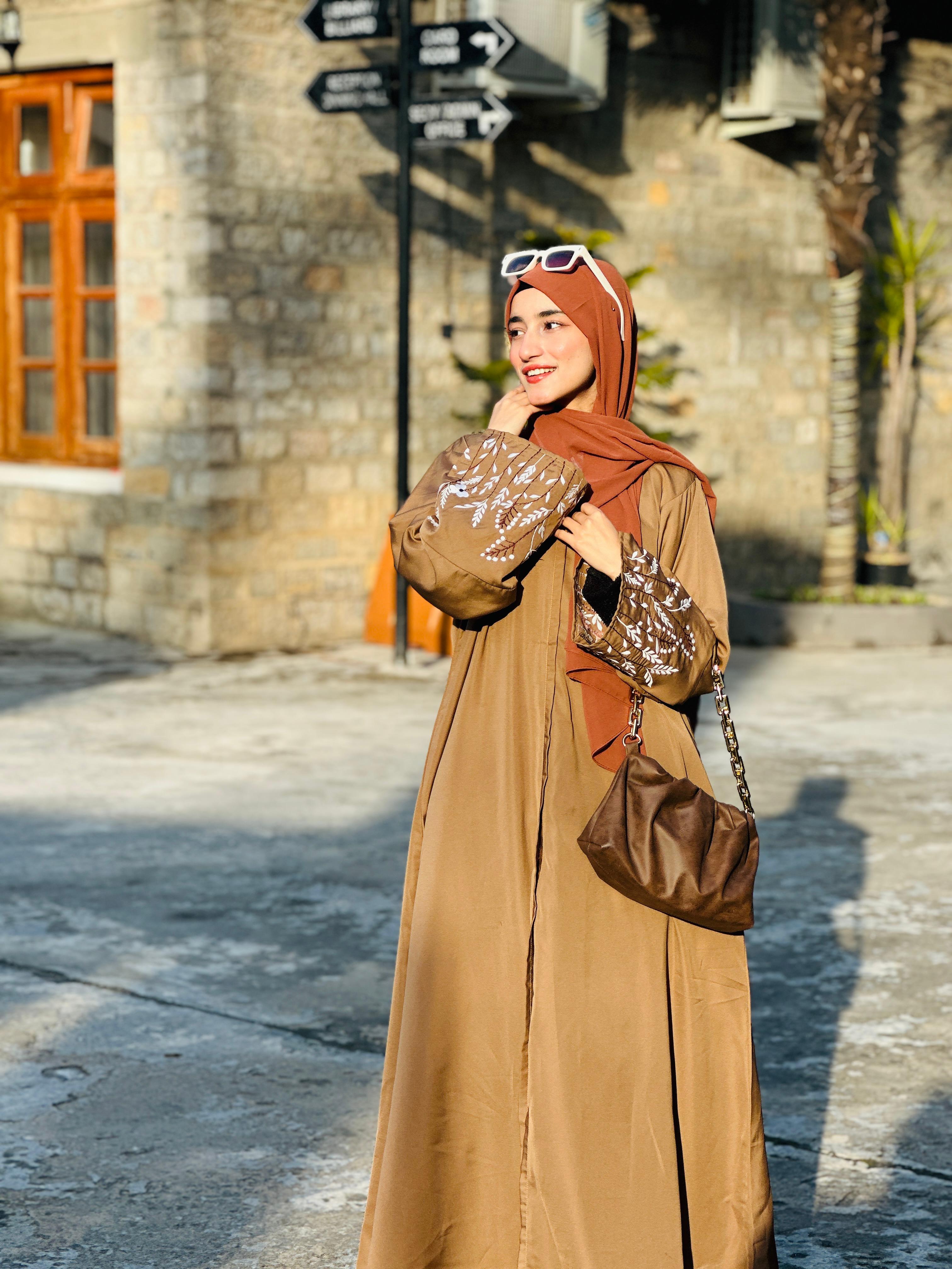 TERRACOTTA GRACE