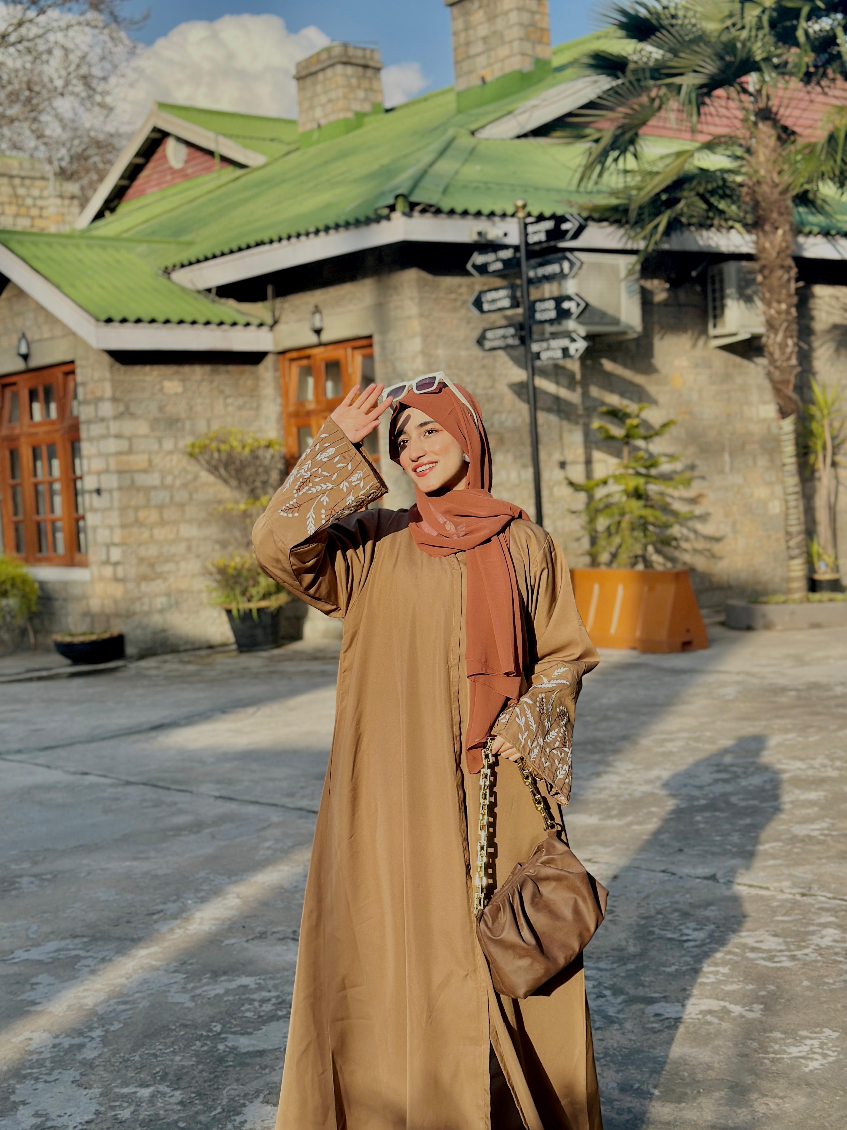 TERRACOTTA GRACE