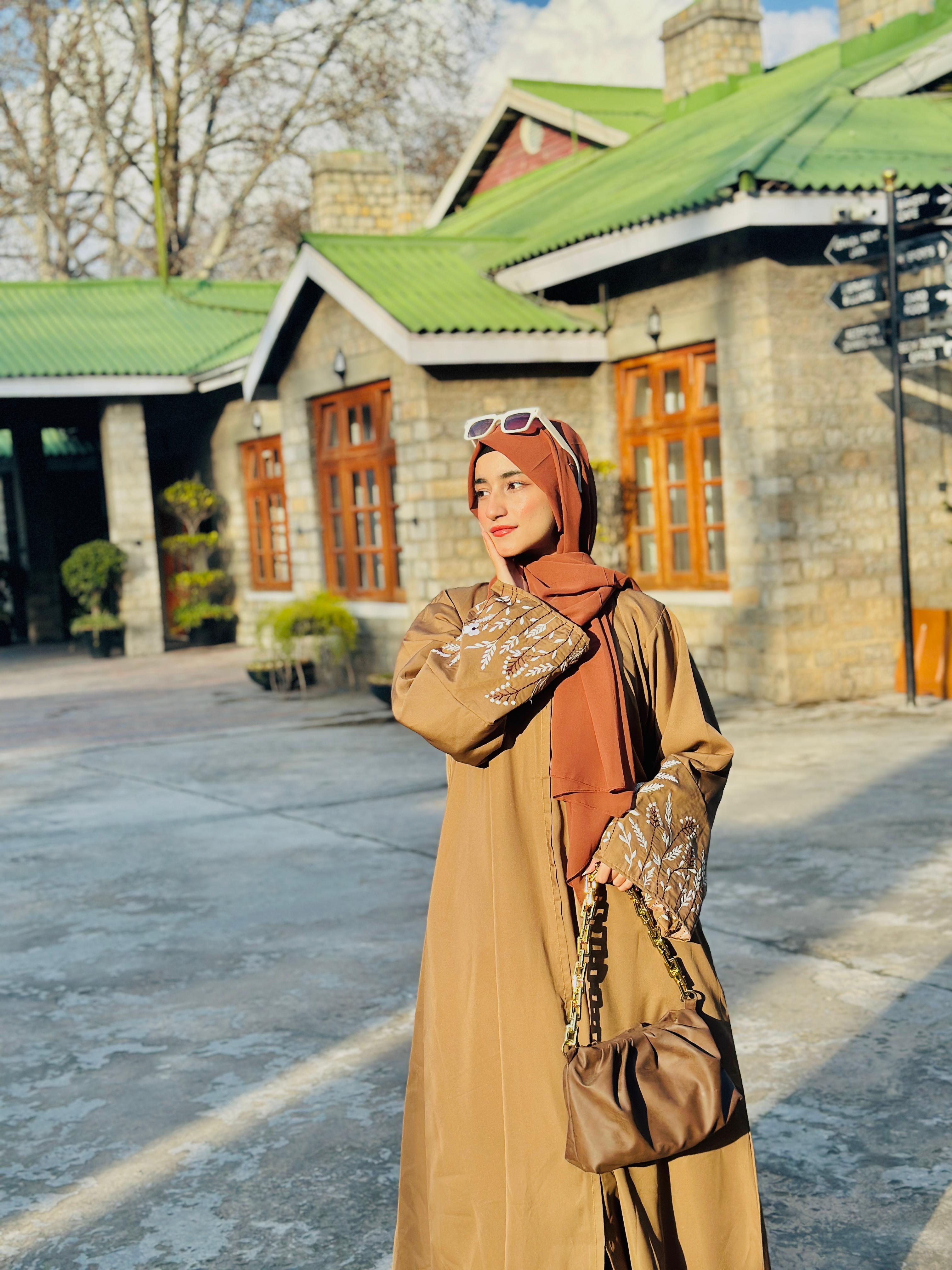 TERRACOTTA GRACE