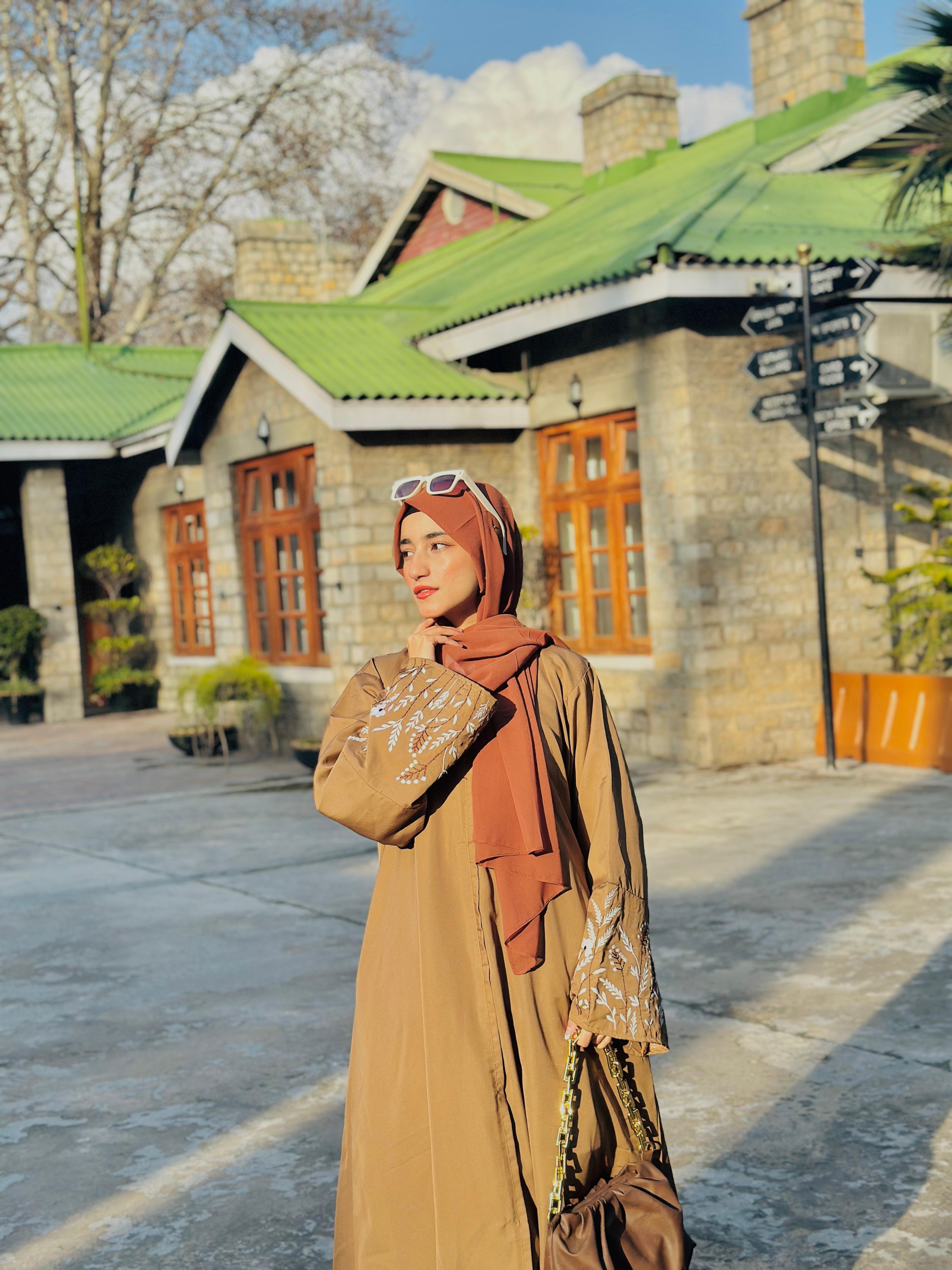 TERRACOTTA GRACE