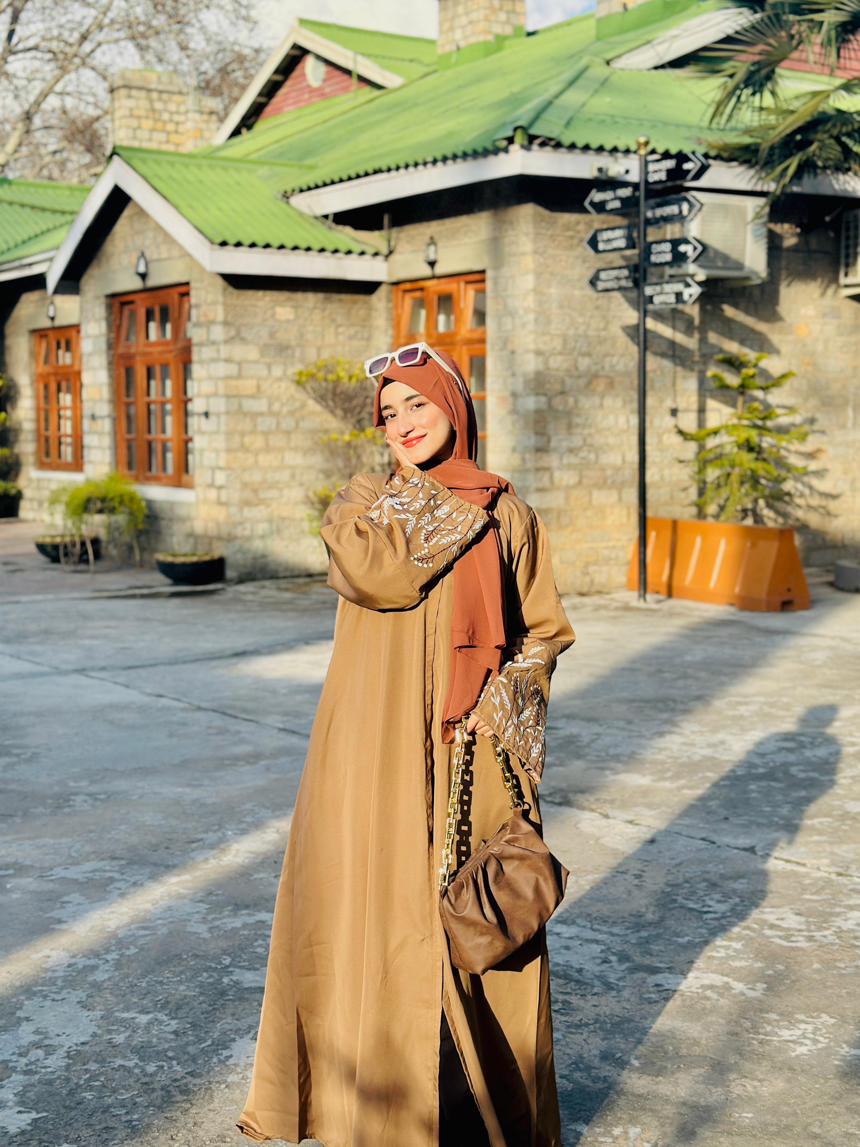TERRACOTTA GRACE