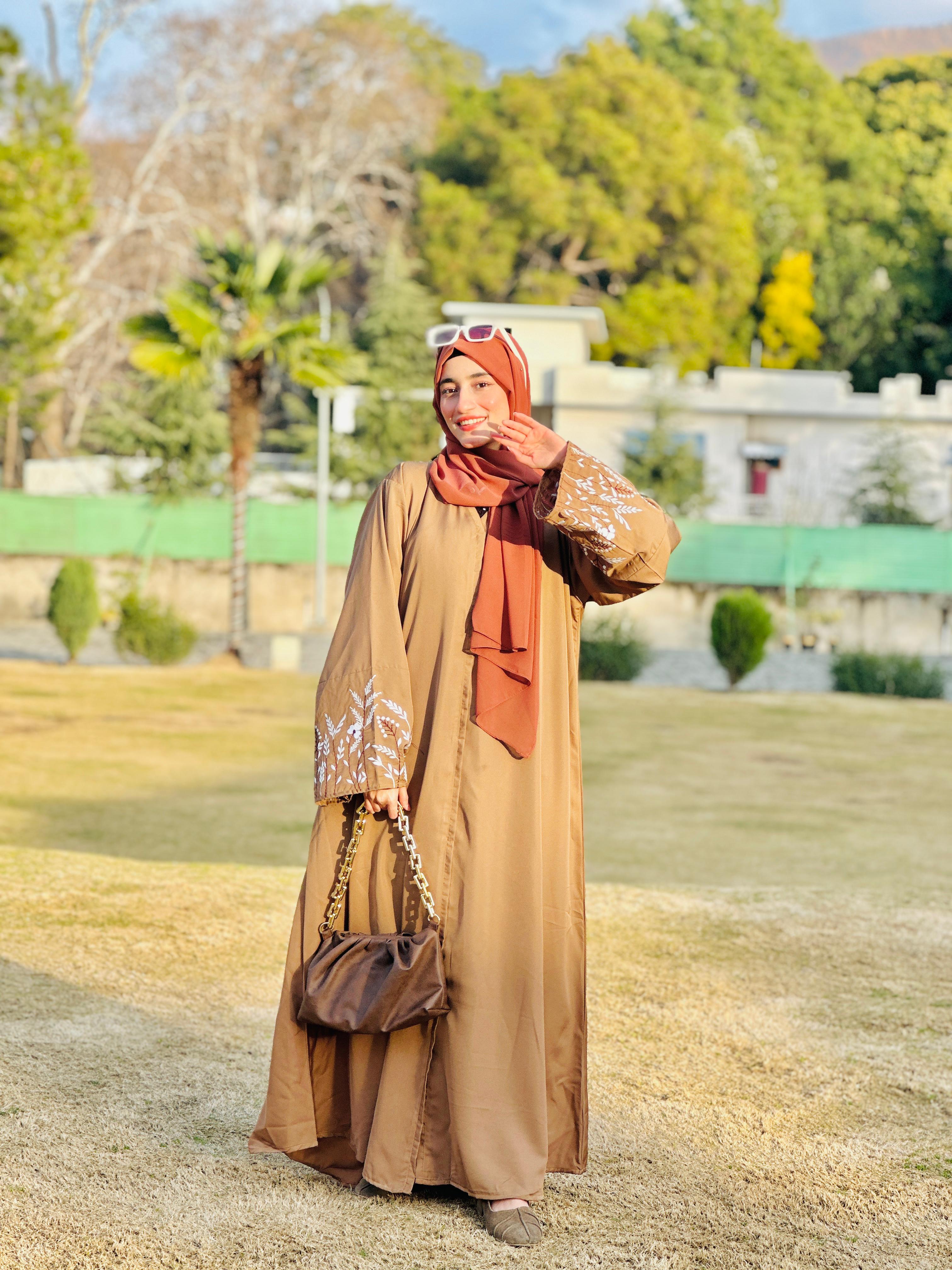 TERRACOTTA GRACE