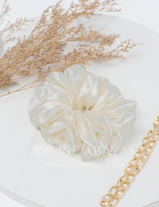 Volumarize Satin Scrunchie - Ivory