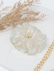 Volumarize Satin Scrunchie - Ivory