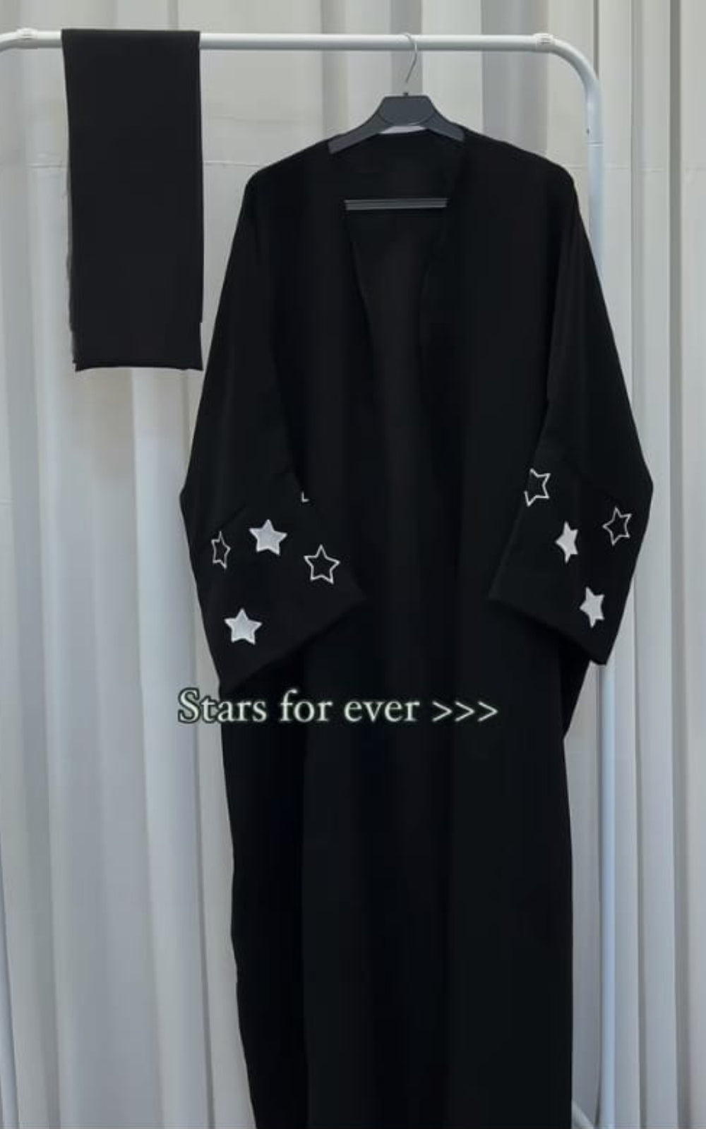 Star Embellished Embroidery Sleeves